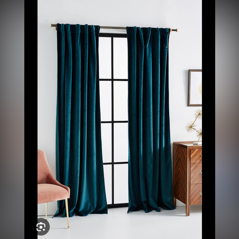 NWOT Anthropologie Dark Teal Velvet Curtains 84x50 (2)